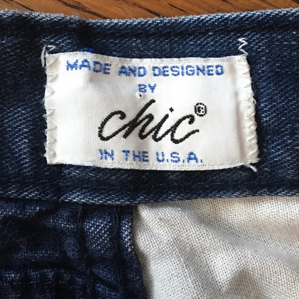 Vintage Chic High Rise Jeans - Picture 6 of 10